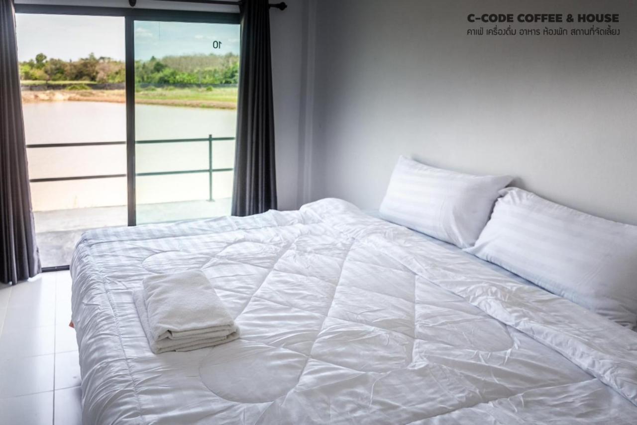 C-Code Resort Lom Sak ภายนอก รูปภาพ